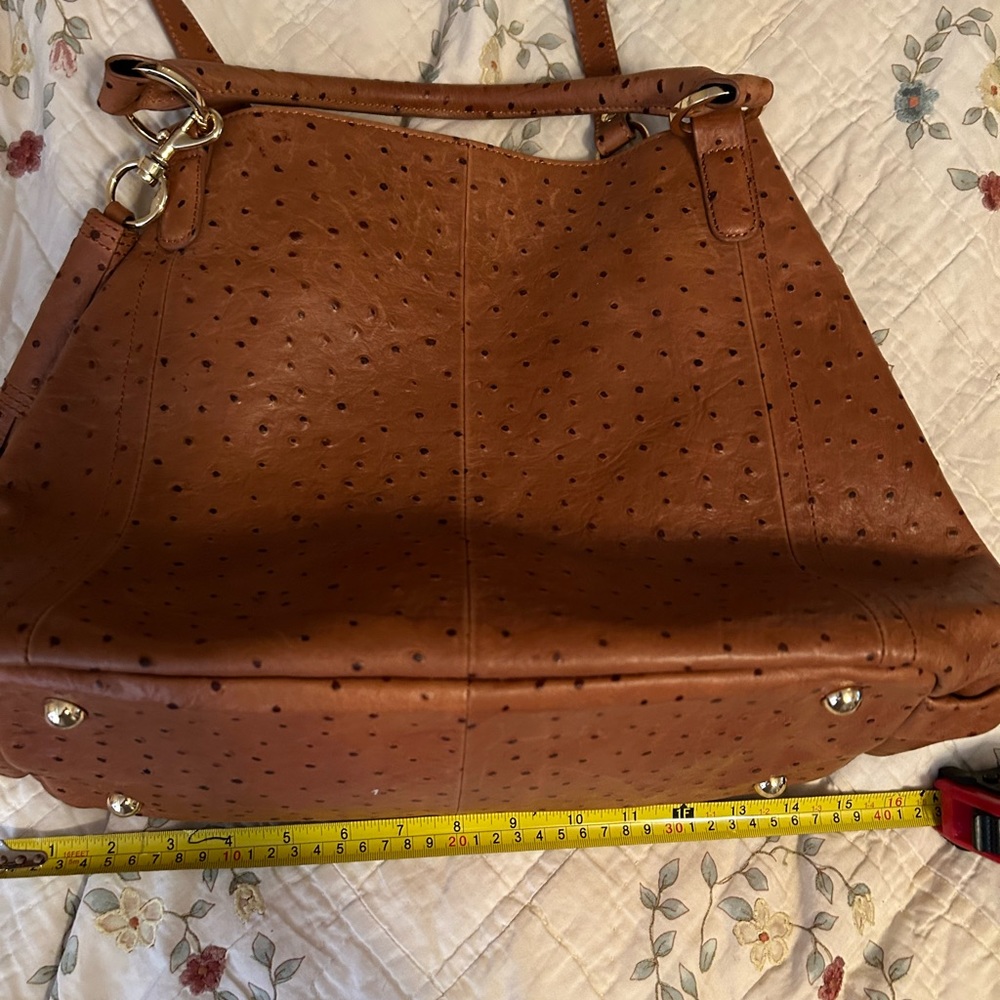 G.I.L.I. Leather Roma 2 Tote - Picture 16 of 16